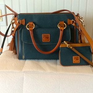 Dooney & Bourke Purse